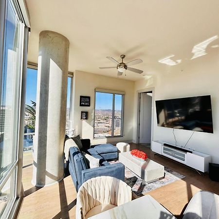 Indulge In Luxury Living 2 Bedroom Gem In The Heart Of Austin With Pool, Gym, And Breathtaking Views Luaran gambar