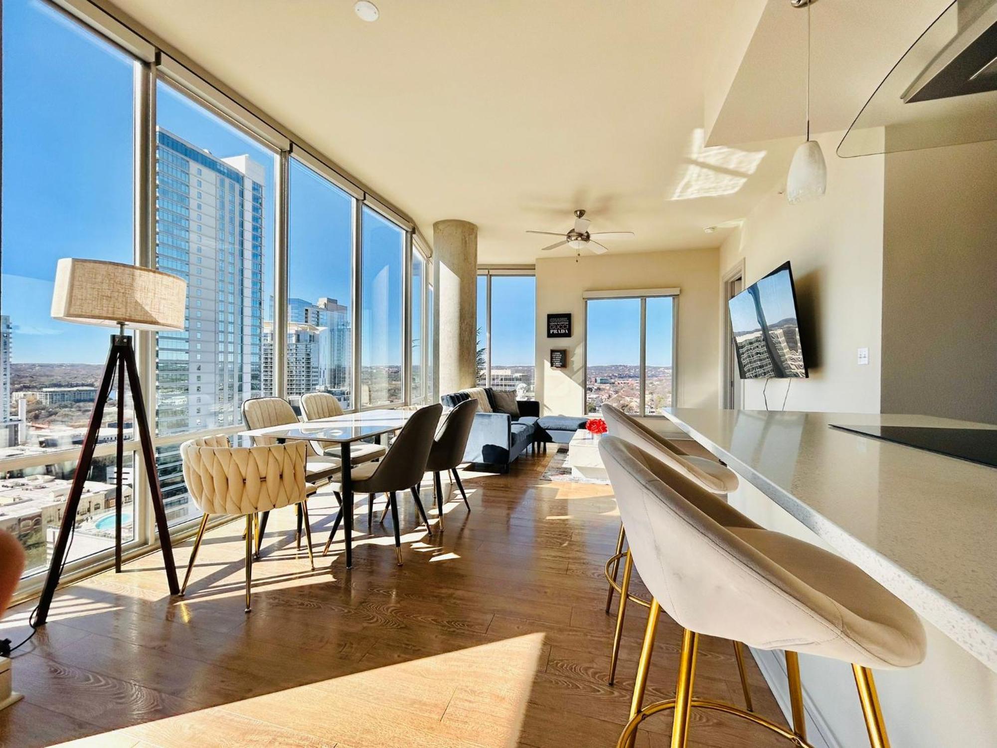 Indulge In Luxury Living 2 Bedroom Gem In The Heart Of Austin With Pool, Gym, And Breathtaking Views Luaran gambar